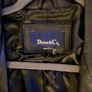 Denim&Co Sleek Black Jacket